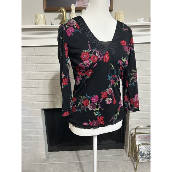 Vintage Y2K Large Old Navy Perfect Fit Floral Black/Pink/Red Ruffled Shirt - Picture 2 of 5